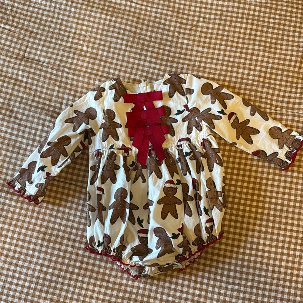 Pink Chicken Baby Girl Gingerbread Bubble